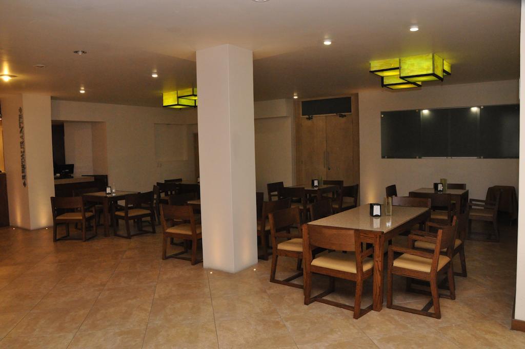 Hotel El Monte Salamanca Esterno foto