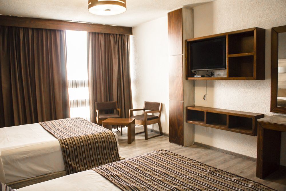 Hotel El Monte Salamanca Esterno foto